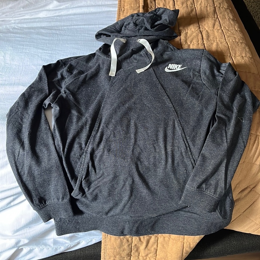 Women’s Small Nike Hoodie